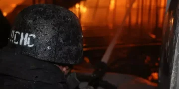 Атака рф по Дніпру спричинила витік аміаку: є постраждалий