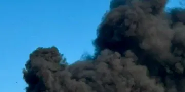 У Павлограді після атаки горить торгівельний комплекс
