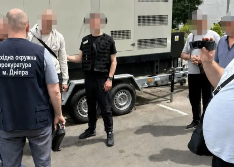 25 тисяч доларів за "білий квиток": на Дніпропетровщині судитимуть організатора схеми з ВЛК