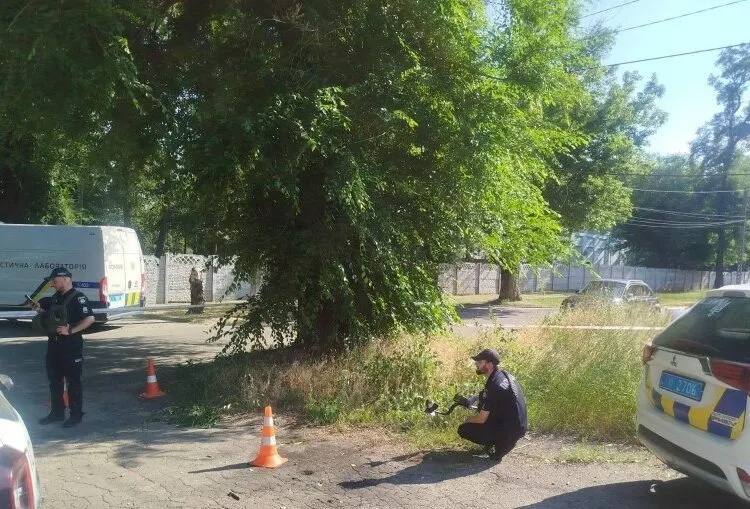 Троє поранених у лікарні: деталі підриву гранати в Кам'янському