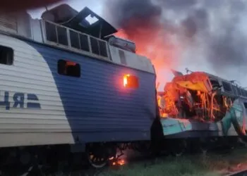 Російські дрони пошкодили два локомотиви на Дніпропетровщині