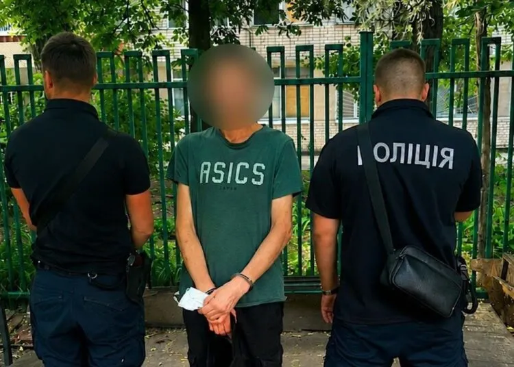 Напад у лікарні Дніпра: затримано чоловіка, який з імітацією пістолета обікрав пацієнта