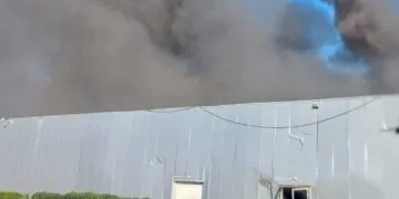 РФ вдарила по ТЦ у Кривому Розі: двоє загиблих та понад 50 поранених