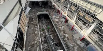 Окупанти пошкодили торговельний комплекс у Дніпровському районі