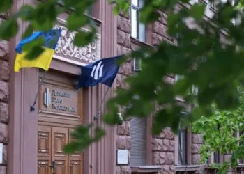 На Дніпропетровщині судитимуть групу з військовими та прикордонником, які торгували наркотиками