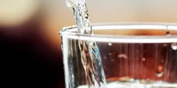Чому доставка води в Кривому Розі позитивно впливає на здоров’я