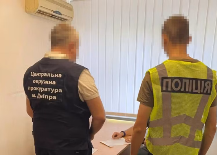 В Дніпрі ексдиректора КП підозрюють у махінаціях із закупівлею тренажерів