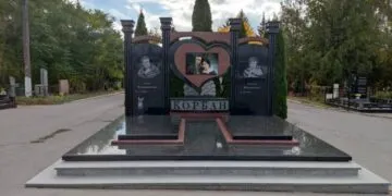 Пам’ятники для воїнів зеленого кольору з Маславки (Маславський граніт)