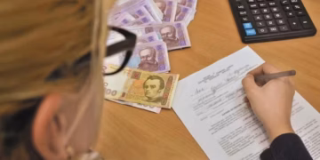 На Дніпропетровщині судитимуть депутатку, яка не задекларувала понад 13 млн грн