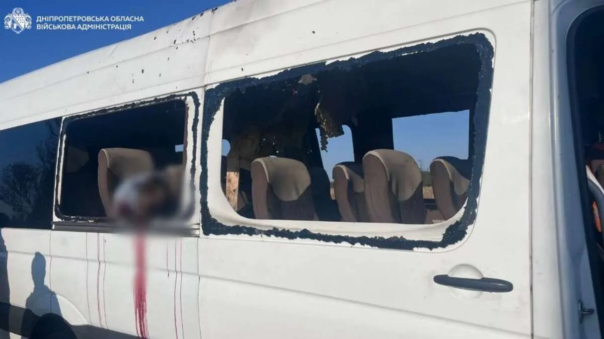 Як діяти під час обстрілу в автомобілі чи автобусі: поради МВС